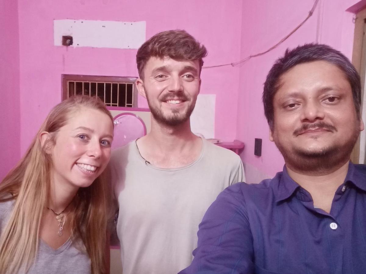 Green Home Stay Kolkata Prefer International Guest מראה חיצוני תמונה